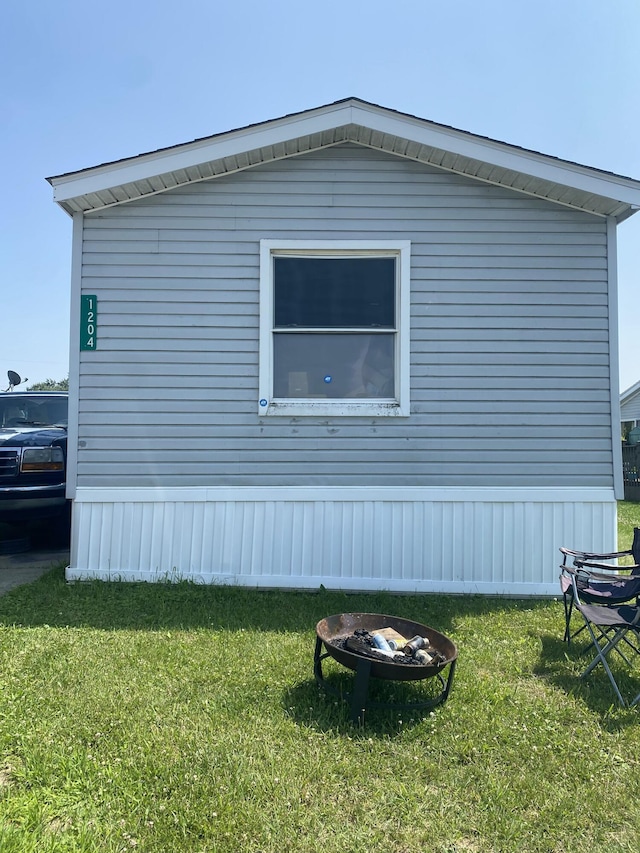 1204 Hancock Ct, Potterville, MI 48876 - photo 1