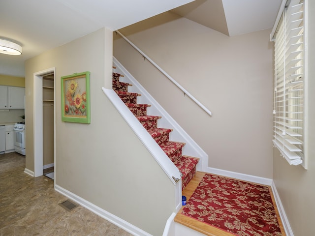6426 Sussex St, Portage, MI 49024 - photo 16