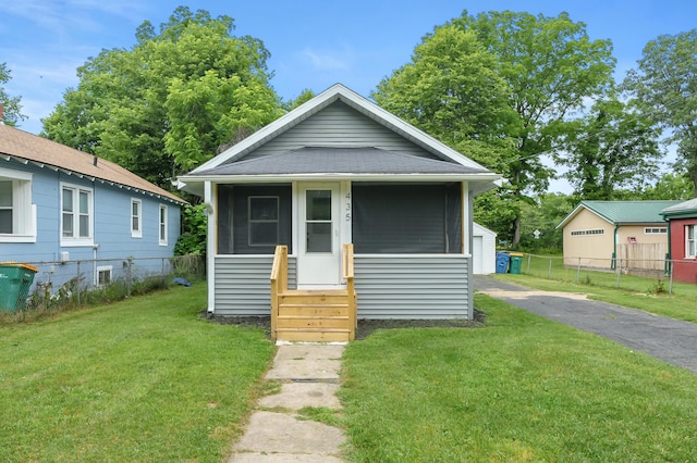 435 N Kendall St, Battle Creek, MI 49037 - photo 2