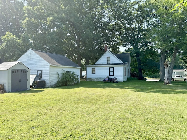 1018 Kenwood Ave, Belding, MI 48809 - photo 5