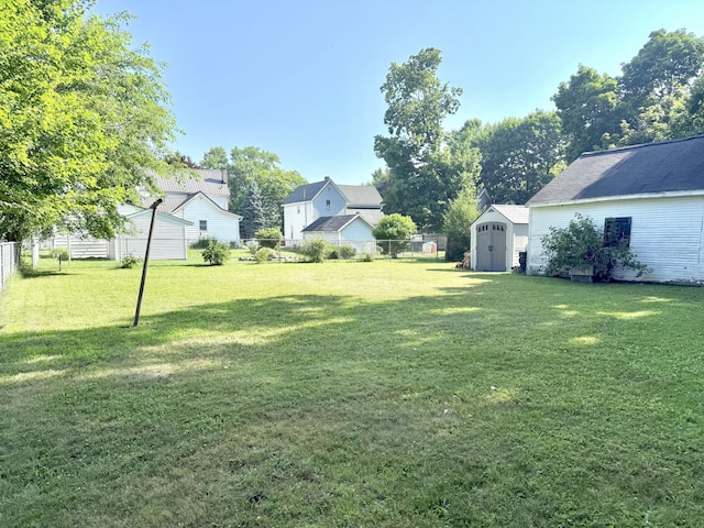 1018 Kenwood Ave, Belding, MI 48809 - photo 6