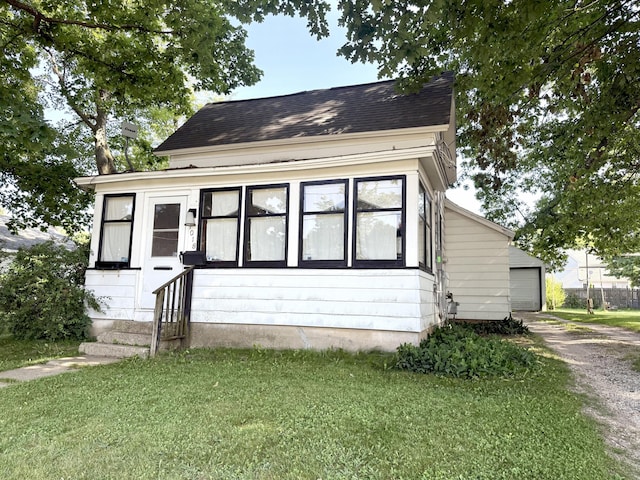 1018 Kenwood Ave, Belding, MI 48809 - photo 11