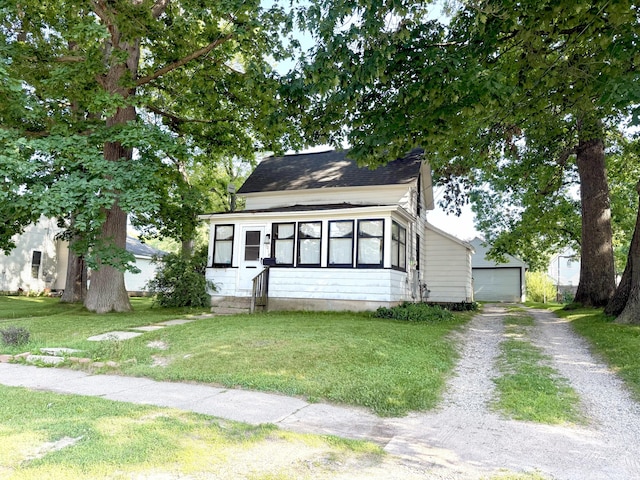 1018 Kenwood Ave, Belding, MI 48809 - photo 1