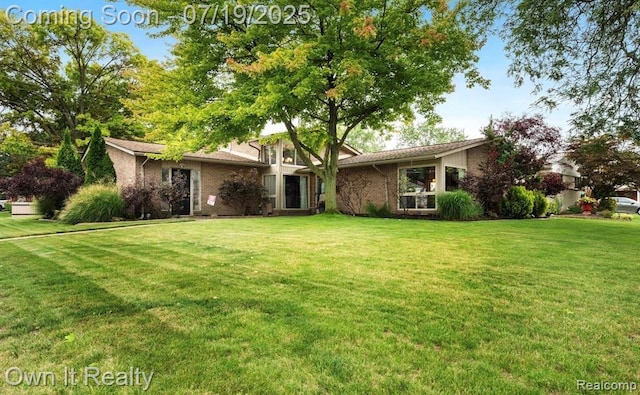 30107 Mason St, Livonia, MI 48154 - photo 1