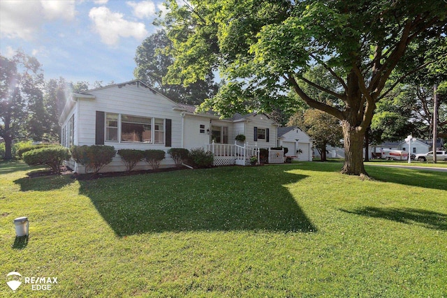 8145 Pine St, Goodrich, MI 48438 - photo 2
