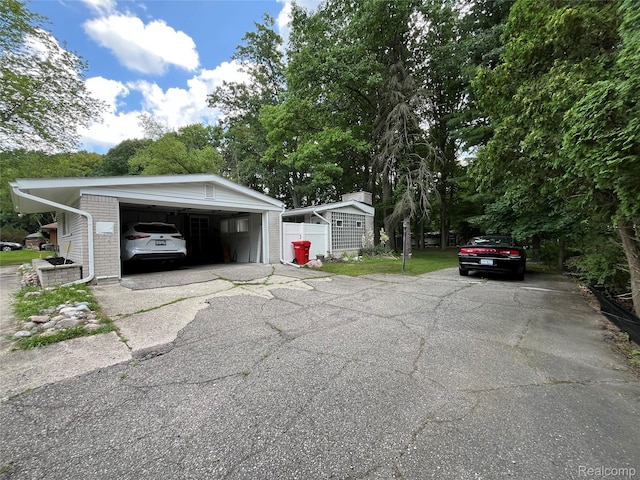 23238 Ranch Hill Dr E, Southfield, MI 48033 - photo 3