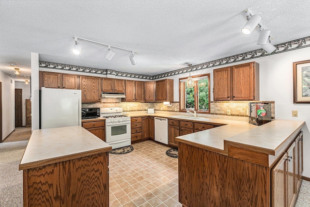 6860 E Harbor Dr, Elk Rapids, MI 49629 - photo 10