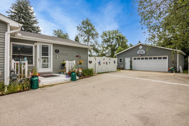 211 Division St, Kalkaska, MI 49646 - photo 3