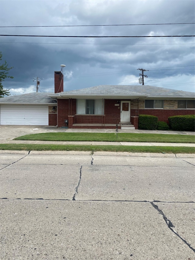 21700 Wilmot Ave, Eastpointe, MI 48021 - photo 1