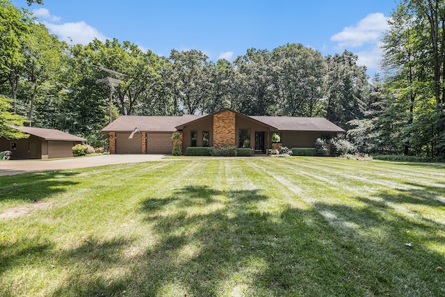 106 Chapin Lake Trl, Marshall, MI 49068 - photo 2