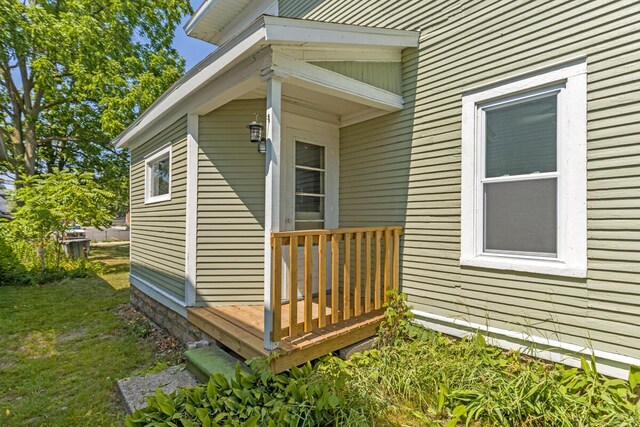 209 E Chapin St, Cadillac, MI 49601 - photo 32