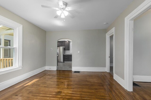 209 E Chapin St, Cadillac, MI 49601 - photo 14