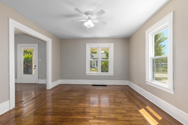 209 E Chapin St, Cadillac, MI 49601 - photo 10