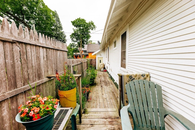 154 W Larch Ave, Muskegon, MI 49441 - photo 24