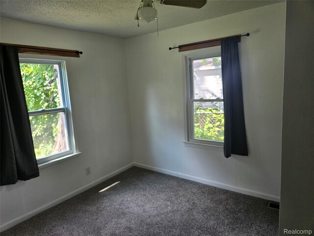 3272 Sayre Ct, Burton, MI 48519 - photo 6