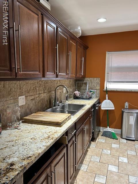 16550 Avon Ave, Detroit, MI 48219 - photo 6