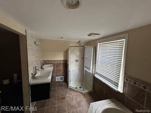 16550 Avon Ave, Detroit, MI 48219 - photo 29