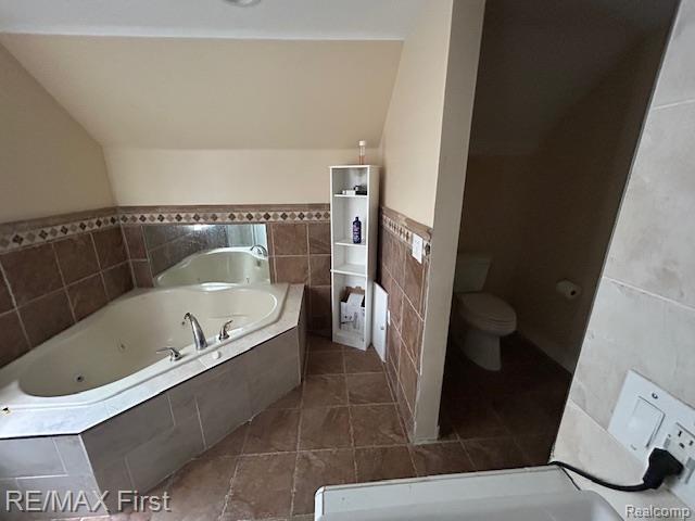 16550 Avon Ave, Detroit, MI 48219 - photo 32