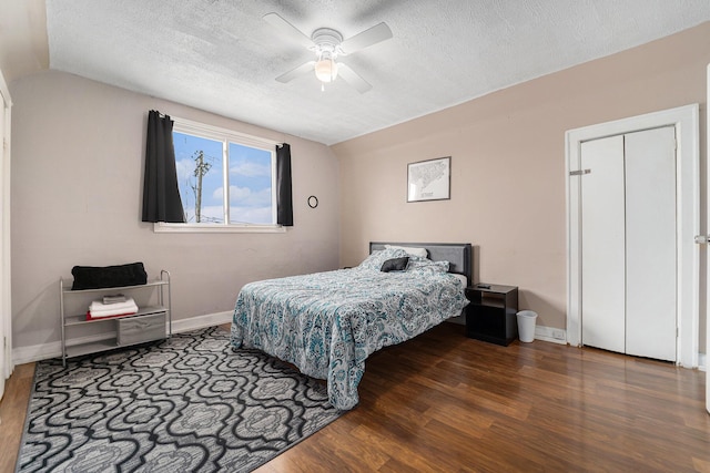 2476 Hewitt St, Hamtramck, MI 48212 - photo 17