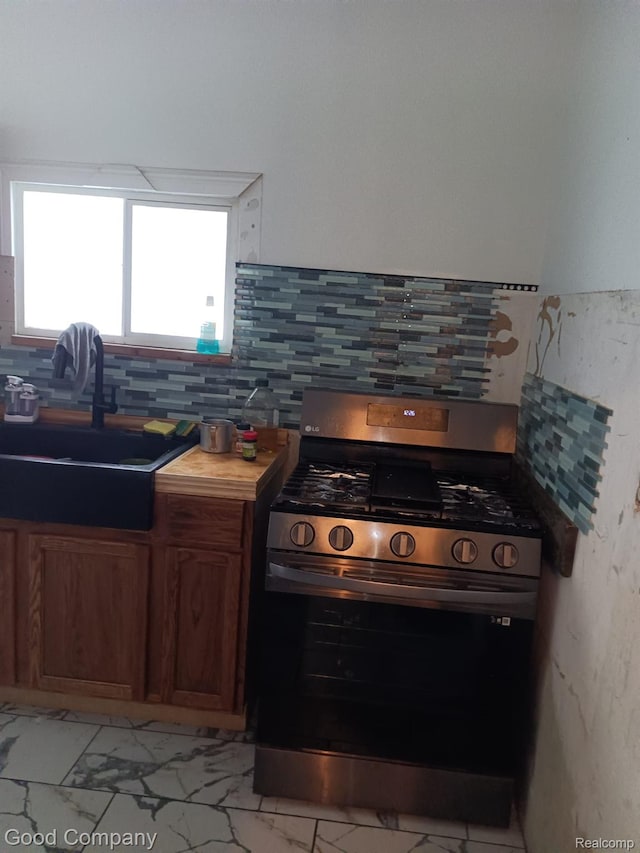 2713 Casper St, Detroit, MI 48209 - photo 9