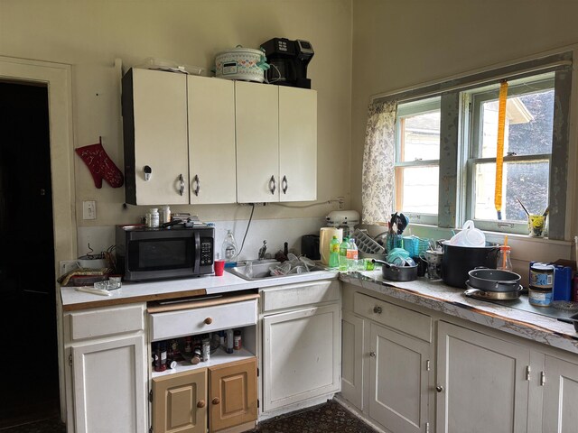 409 W State St, East Tawas, MI 48730 - photo 3