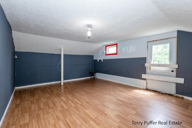 914 Leonard St NE, Grand Rapids, MI 49503 - photo 13