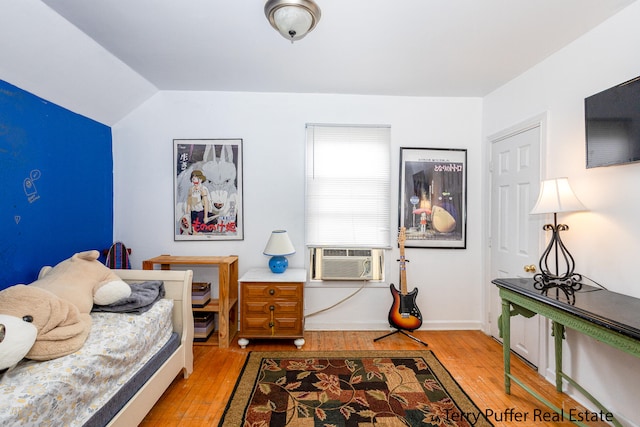 914 Leonard St NE, Grand Rapids, MI 49503 - photo 15