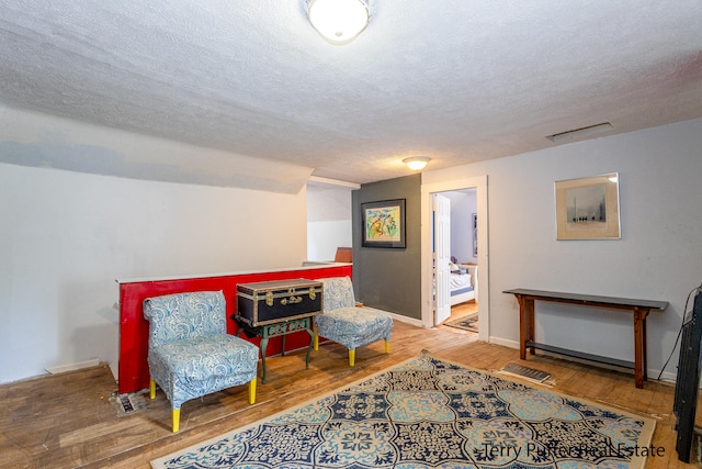 914 Leonard St NE, Grand Rapids, MI 49503 - photo 12