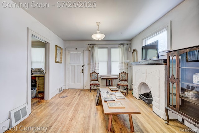 7271 Wiegand Blvd, Center Line, MI 48015 - photo 4