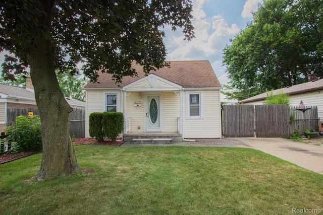 27047 Nanton St, Madison Heights, MI 48071 - photo 2
