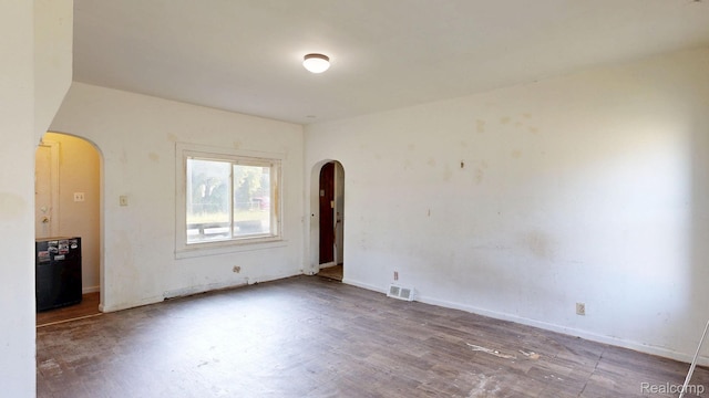 402 Oak St, Saginaw, MI 48604 - photo 10