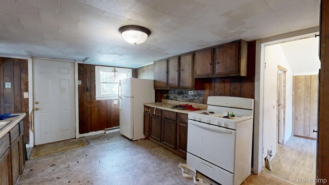 402 Oak St, Saginaw, MI 48604 - photo 15