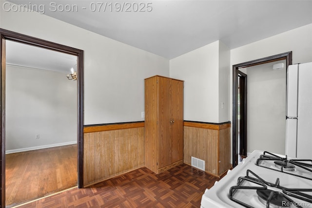8630 N Evangeline St, Dearborn Heights, MI 48127 - photo 16