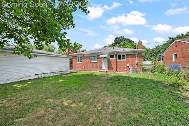 8630 N Evangeline St, Dearborn Heights, MI 48127 - photo 5