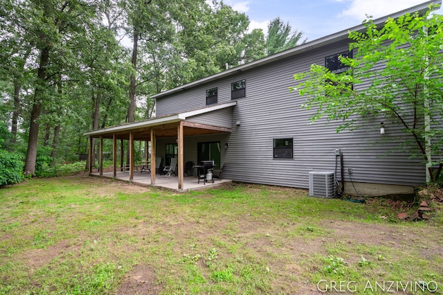 309 Woodview Dr, Muskegon, MI 49442 - photo 5