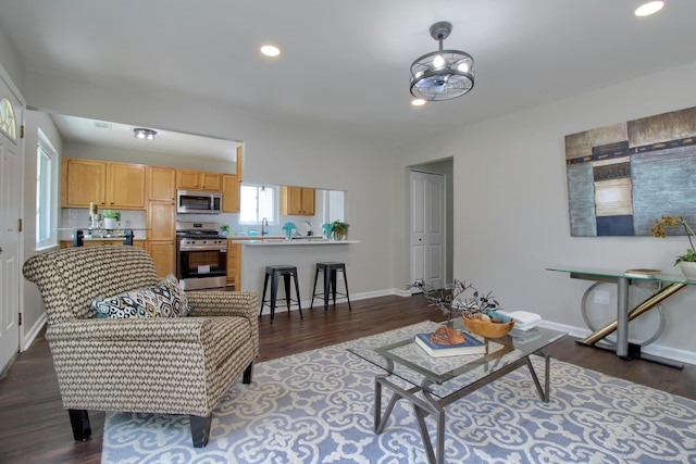 20229 Floral St, Livonia, MI 48152 - photo 4