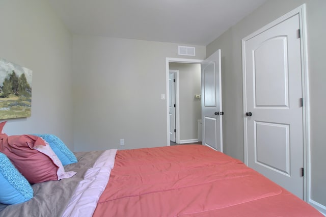 20229 Floral St, Livonia, MI 48152 - photo 12