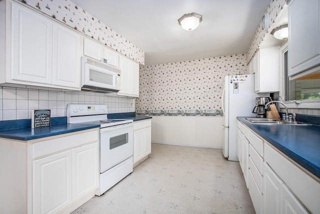 2256 Lynn Dr, Saint Joseph, MI 49085 - photo 8