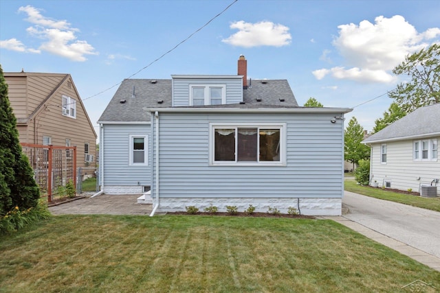 307 S Barclay St, Bay City, MI 48706 - photo 38