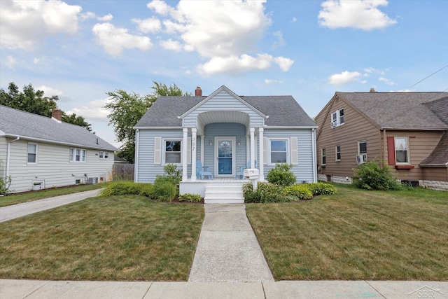 307 S Barclay St, Bay City, MI 48706 - photo 4