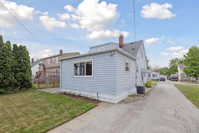 307 S Barclay St, Bay City, MI 48706 - photo 37