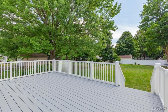 747 Company St, Adrian, MI 49221 - photo 27