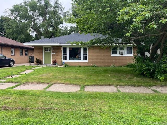 3705 Cherokee Ave, Burton, MI 48507 - photo 1