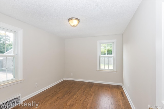 31507 Balmoral St, Garden City, MI 48135 - photo 11