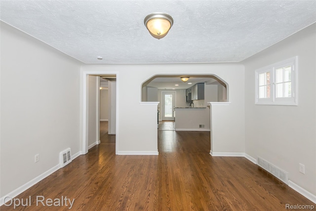 31507 Balmoral St, Garden City, MI 48135 - photo 5