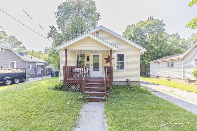 511 Sidney St, Bay City, MI 48706 - photo 1