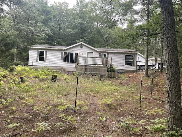 5540 W Rutledge Ave, Pentwater, MI 49449 - photo 1