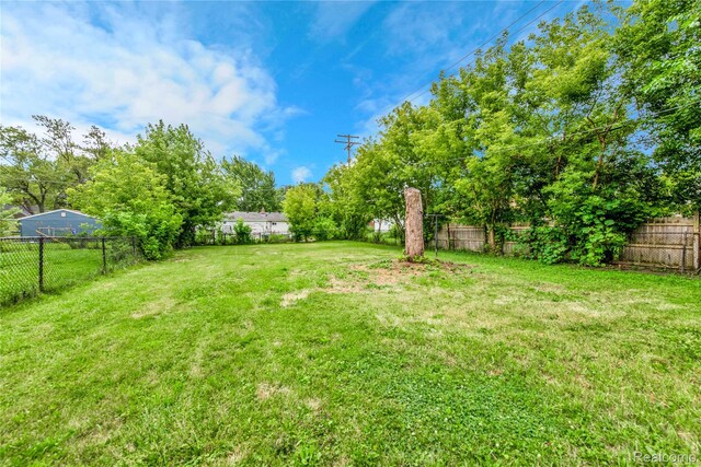 21732 Wellington Ave, Warren, MI 48089 - photo 17