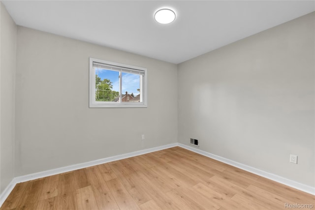 21732 Wellington Ave, Warren, MI 48089 - photo 10