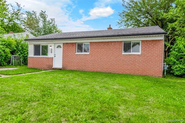 21732 Wellington Ave, Warren, MI 48089 - photo 3